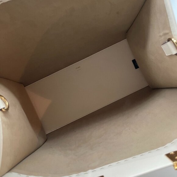 Vitello King Plexiglass Logo Embossed Large Fendi Sunshine Shopper Tote Cream - Picture 8 of 9